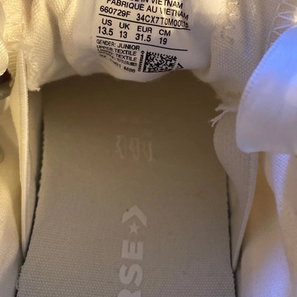 Converse - Picture 4 of 4